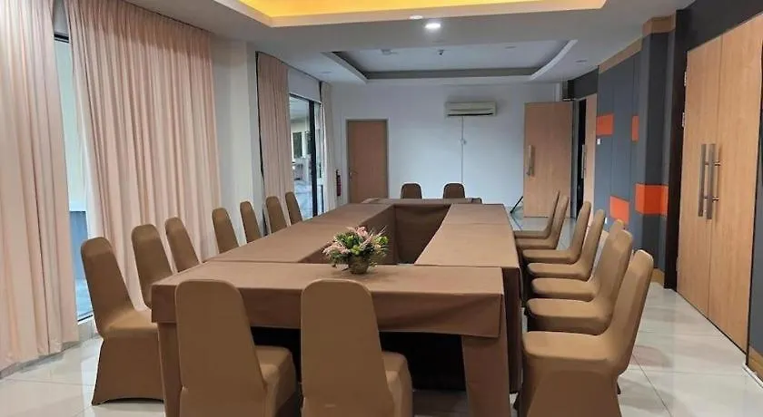 D Arc Hotel Kota Kinabalu 3*,  Malásia